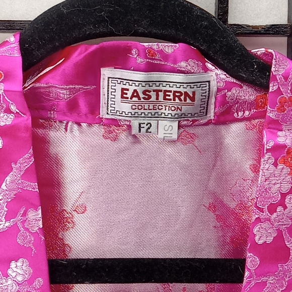 EASTERN COLLECTION Robe  100% Silk Sz F2 (NO Belt).  *A6* - Picture 6 of 17